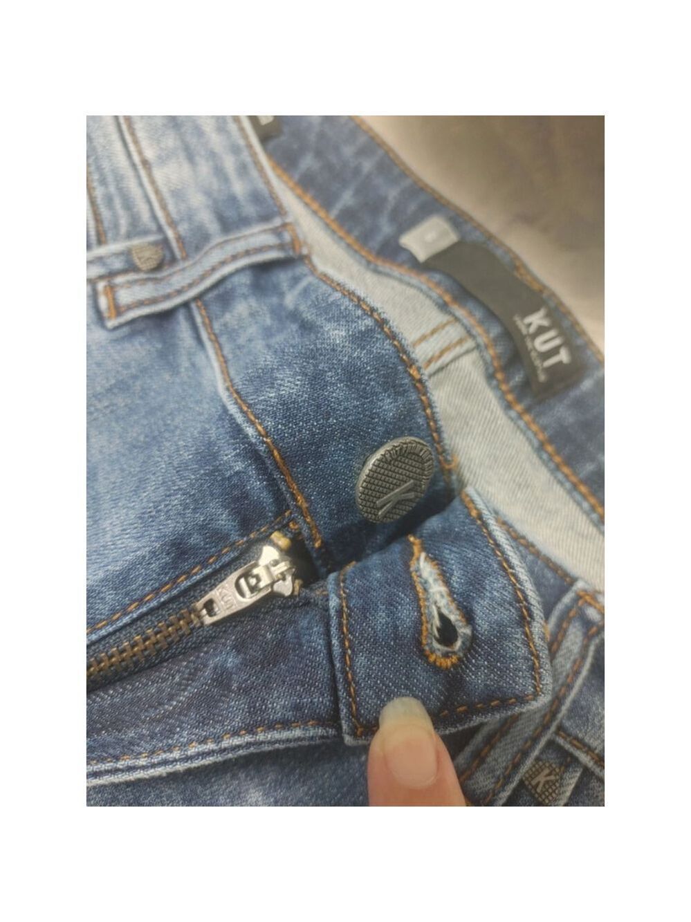 Women's KUT Jeans Catherine Boyfriend Size 6 Blue Denim - Picture 3 of 10